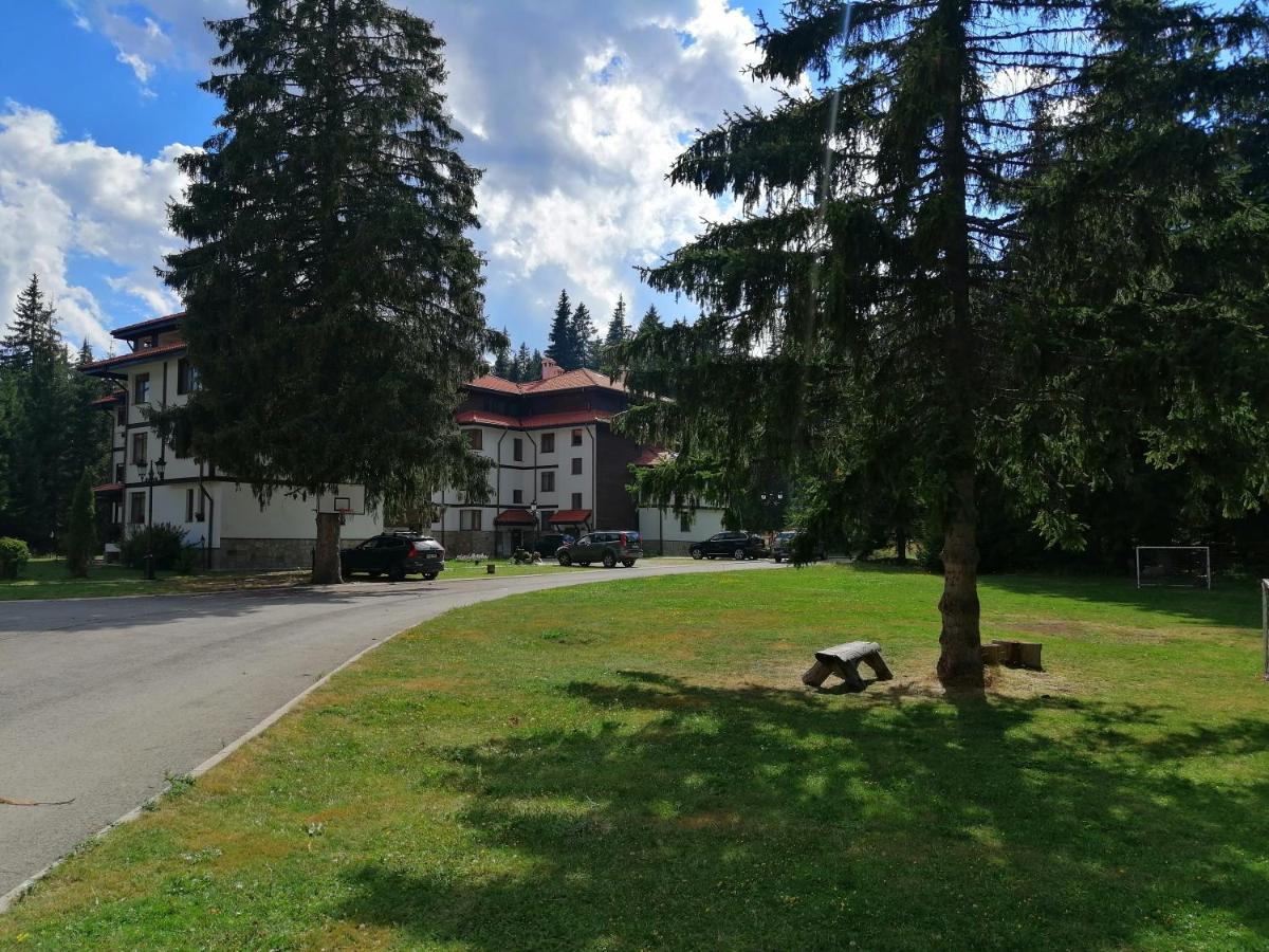 Утро Без Аларма, Смолянски Езера. Alarm Free Morning Smolyan Lakes ภายนอก รูปภาพ