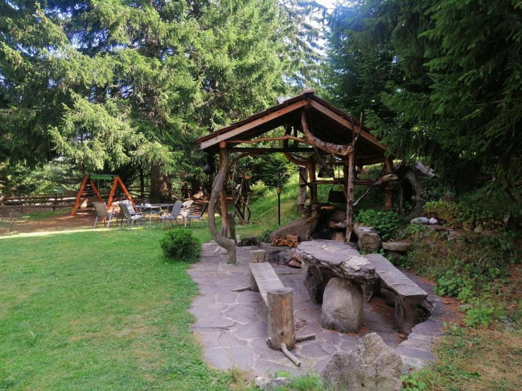 Утро Без Аларма, Смолянски Езера. Alarm Free Morning Smolyan Lakes ภายนอก รูปภาพ